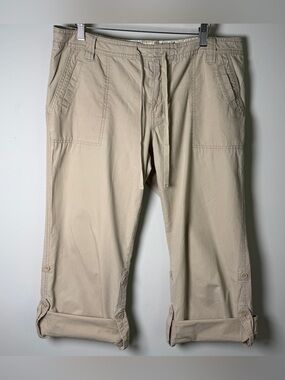 Vintage Y2K Old Navy Cargo Capris | Size 12 | Khaki | Roll-Tab Hem | Crunchy